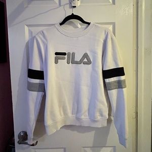 FILA sweater size S in white.